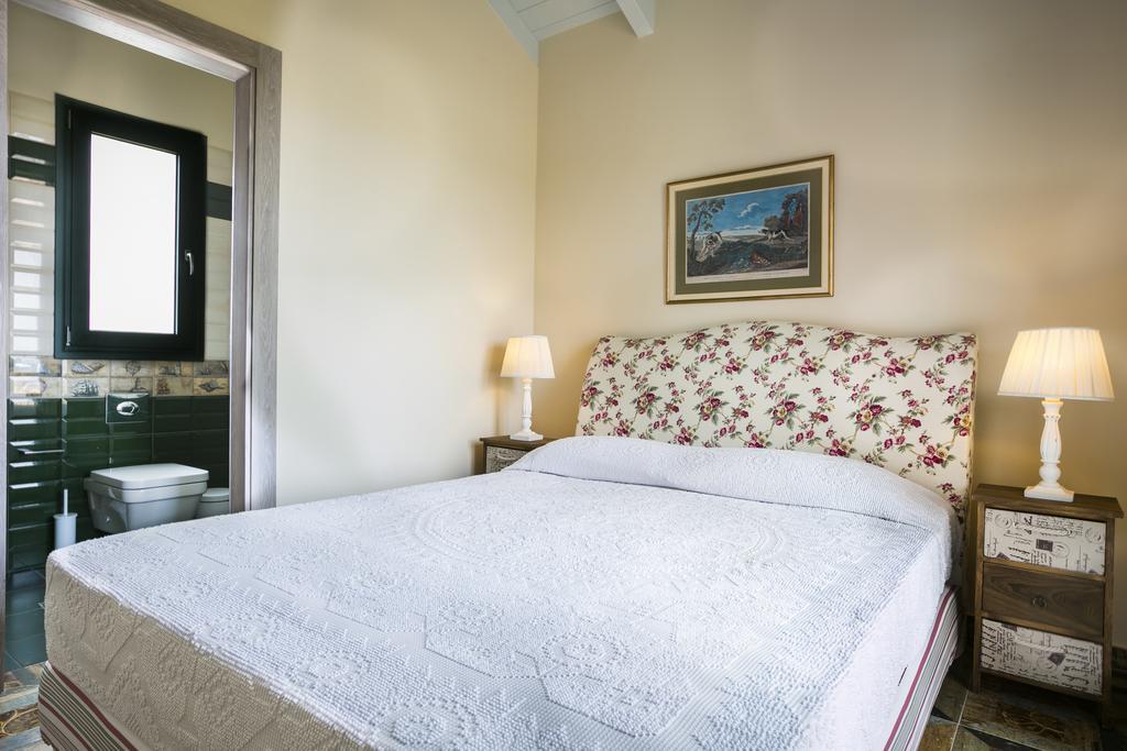 Pleiades Luxury Villa Свороната Екстер'єр фото