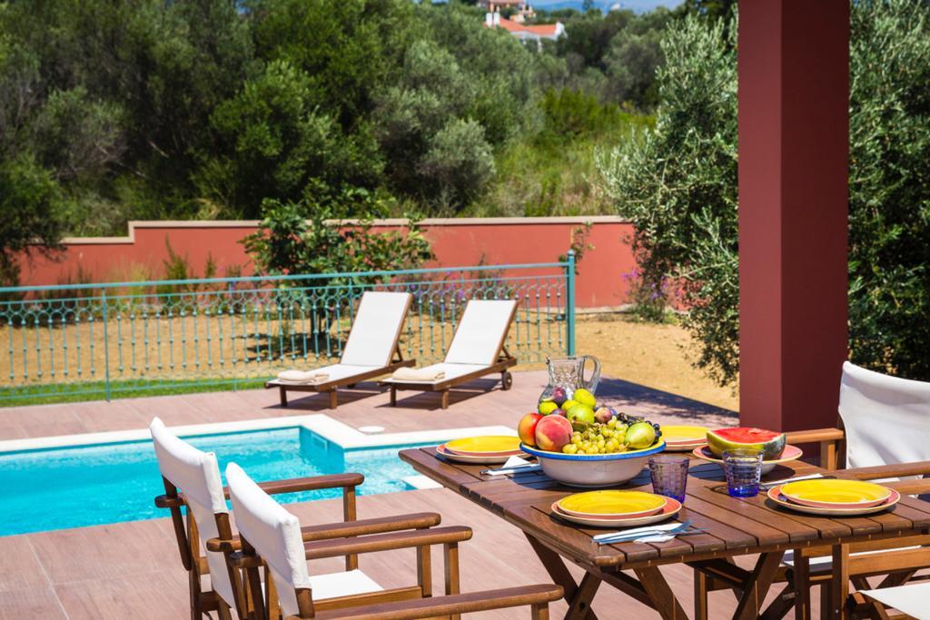 Pleiades Luxury Villa Свороната Екстер'єр фото